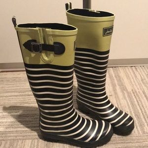 Joules Rain Boots in Size 8